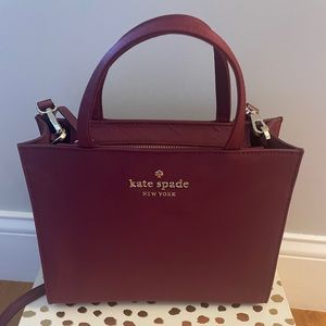 Kate spade ♠️ square bag/crossbody - carried once